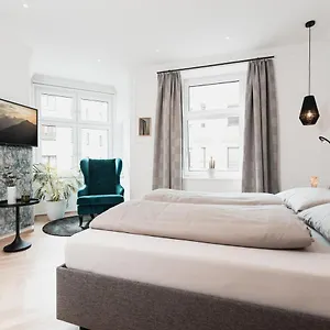https://top-class-center-apartment.ischgl-hotels.net